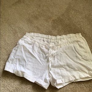 Old Navy Women’s Shorts size 10 White Linen Type